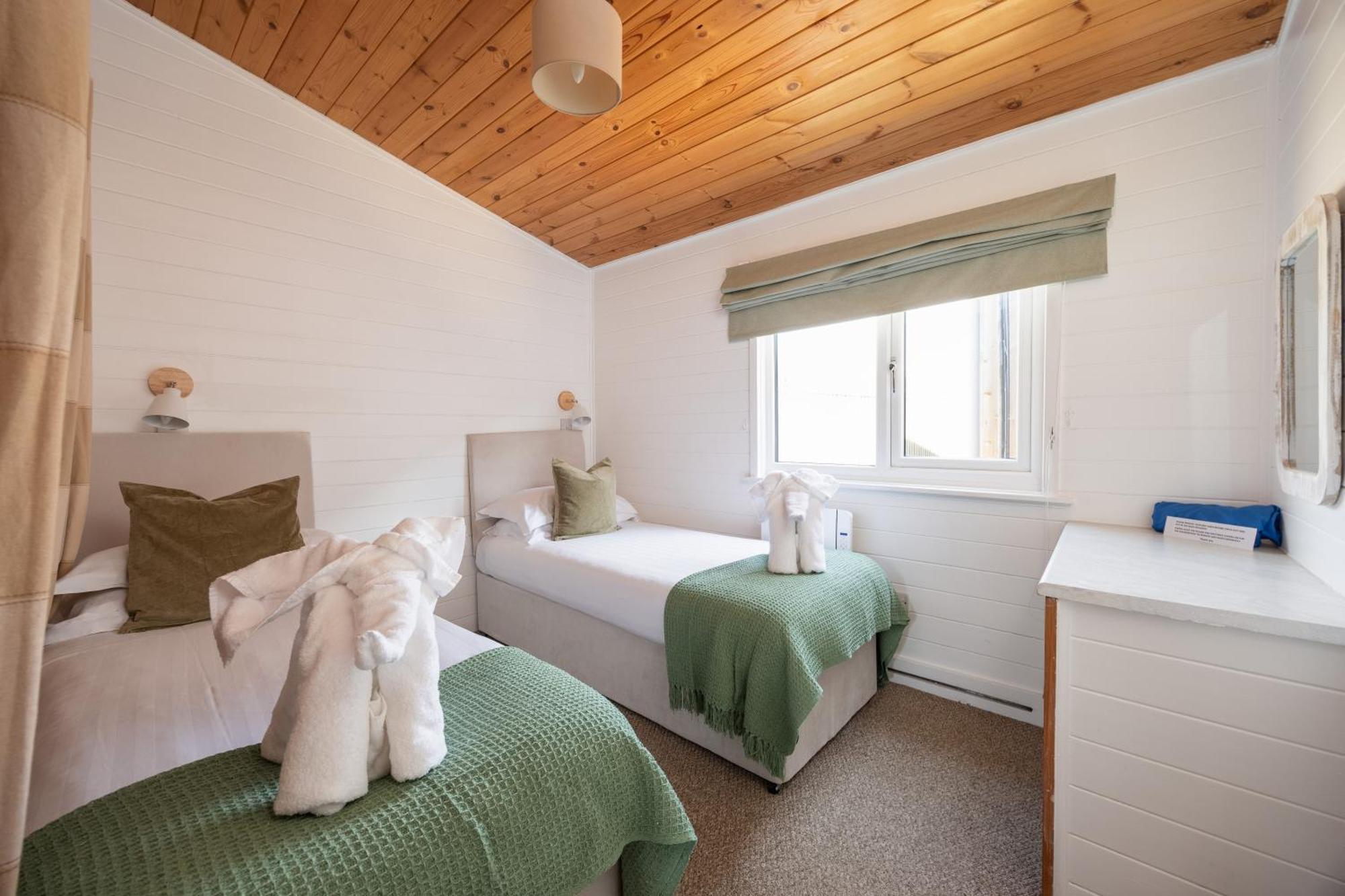 West Chalet At Tapnell Farm Yarmouth  Exterior foto
